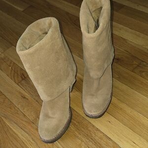 UGG Women's Tan Suede Heeled Boots